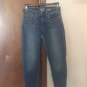 Levi’s modern ankle skinny jeans